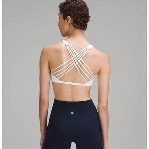 Lululemon Free to be bra -wild in white